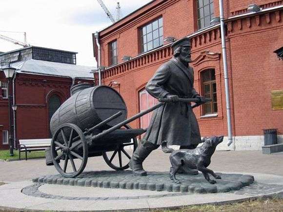 Opis pomnika przewoźnika wodnego w Petersburgu